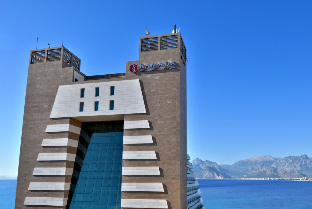 Ramada Plaza Antalya Hotel